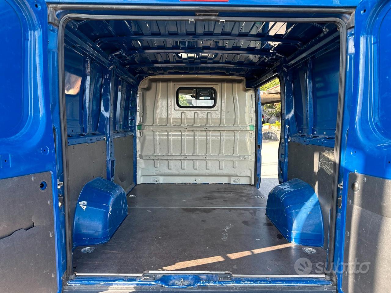 PEUGEOT BOXER 2.0 Blue-HDi 330 L1H1 Komfort