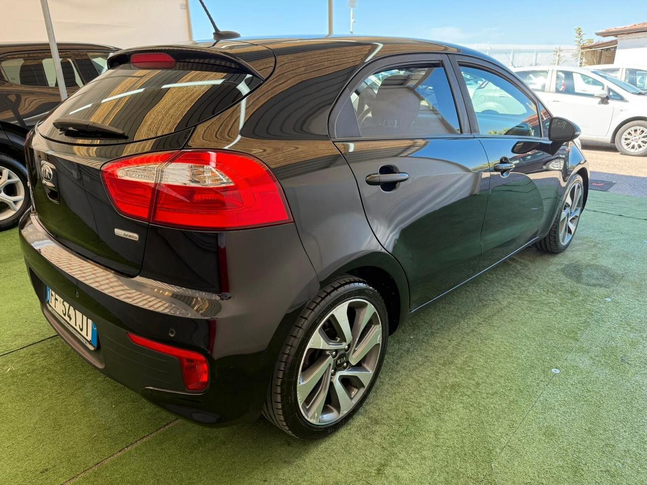 KIA RIO 1.1 DIESEL 75CV HIGH TECH