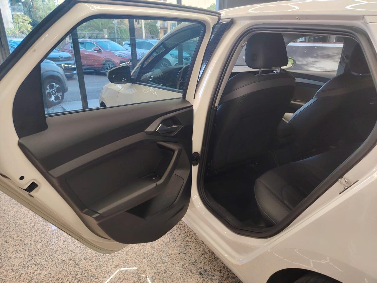 Audi A1 SPB 25 TFSI design luxury