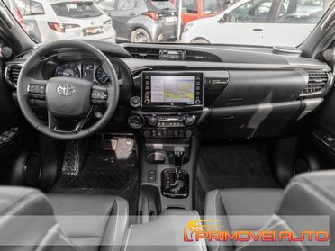 TOYOTA Hilux 2.8 D-4D A/T 4WD 4 porte Double Cab Invincible