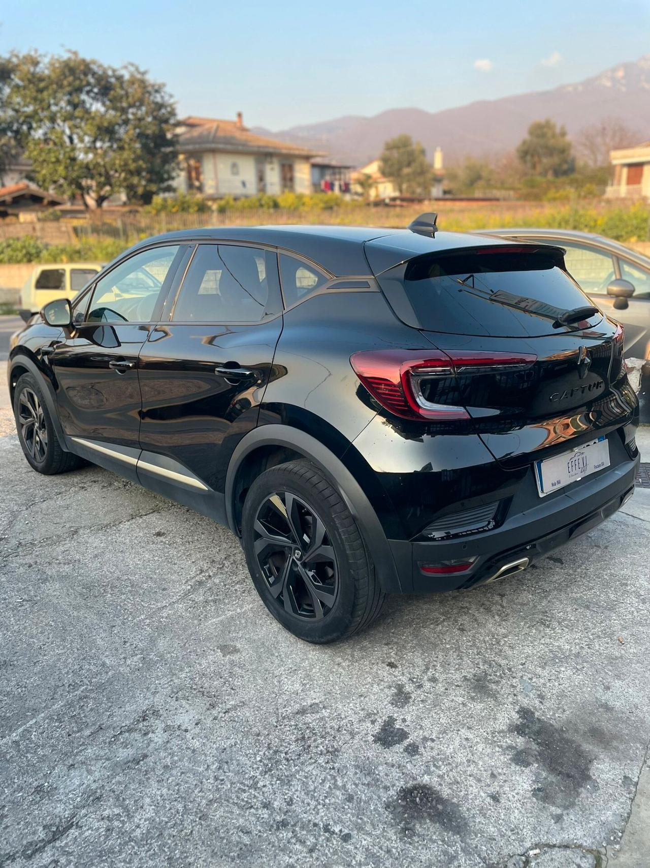 Renault Captur Full Hybrid E-Tech 145 CV Techno