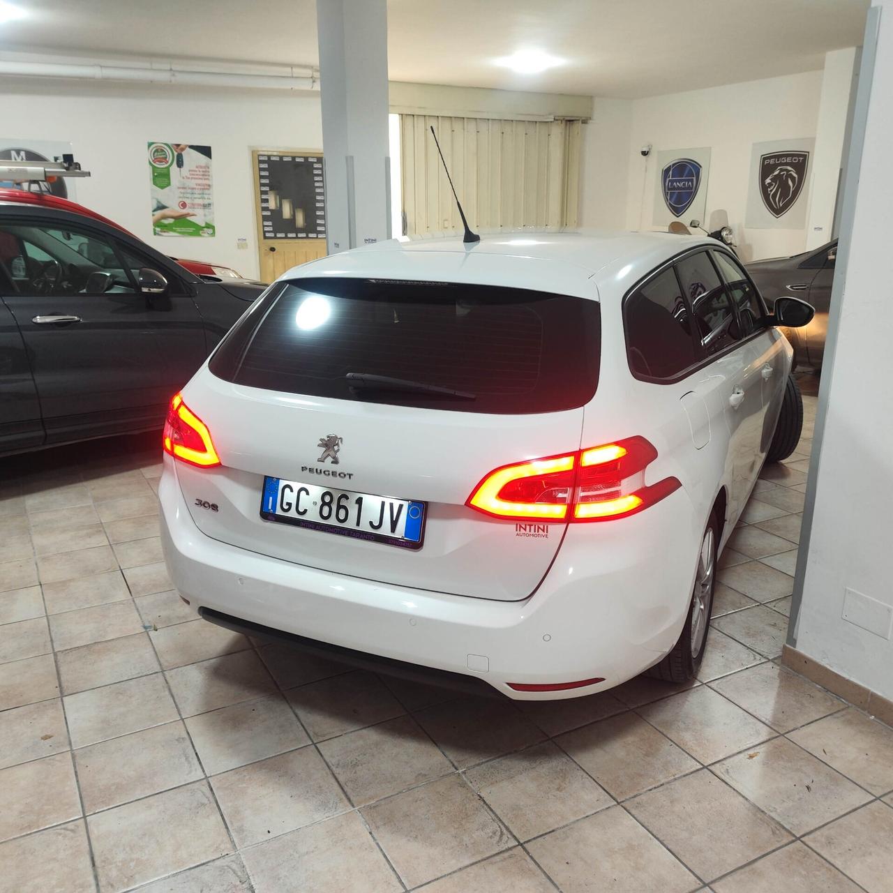 Peugeot 308 BlueHDi 100 S&S SW ACTIVE( 12 mesi di garanzia)