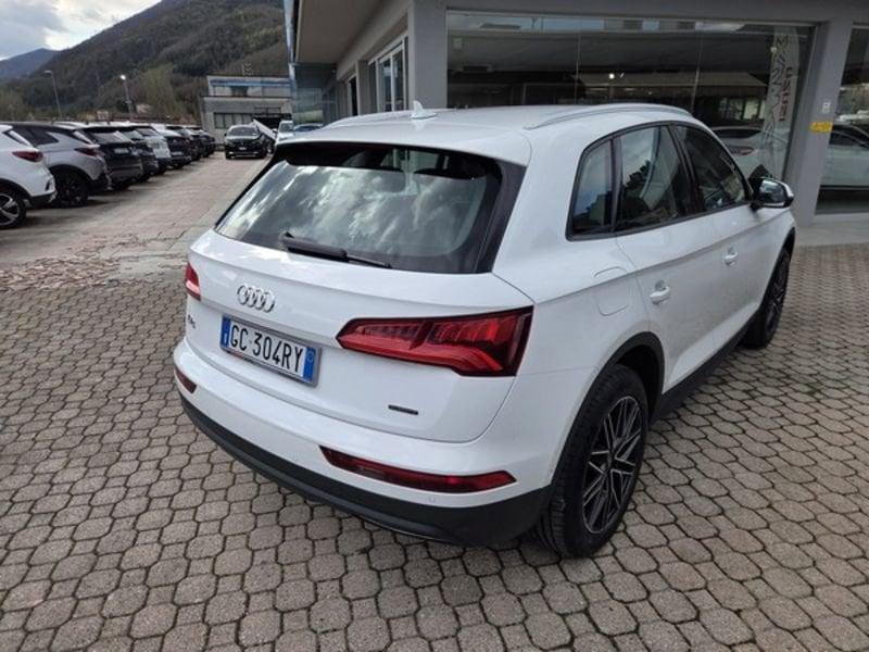 Audi Q5 50 TFSI e Business quattro S tronic
