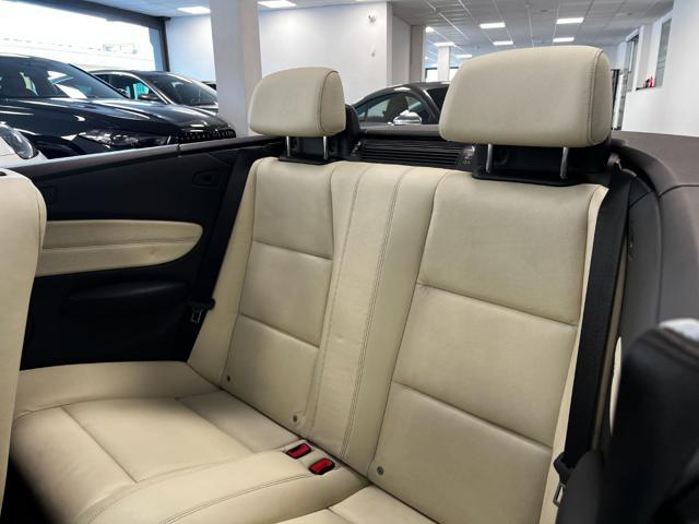 BMW 120 i Cabrio Futura / PELLE / 18" / CLIMA