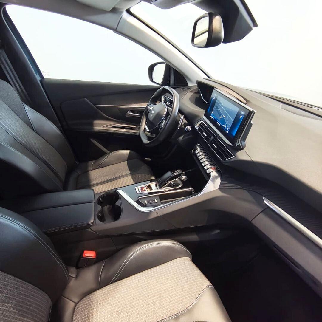 Peugeot 3008 BlueHDi 130 S&S EAT8 Allure