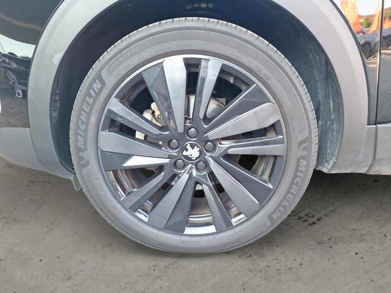 PEUGEOT 3008 2ª serie - 3008 BlueHDi 130 S&S EAT8 Allure