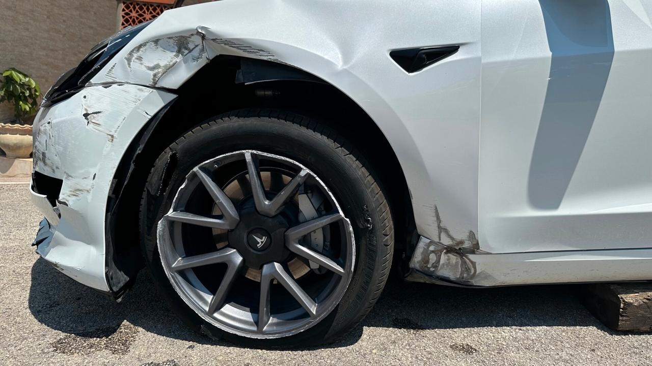 Tesla Model 3 RWD (incidentata)
