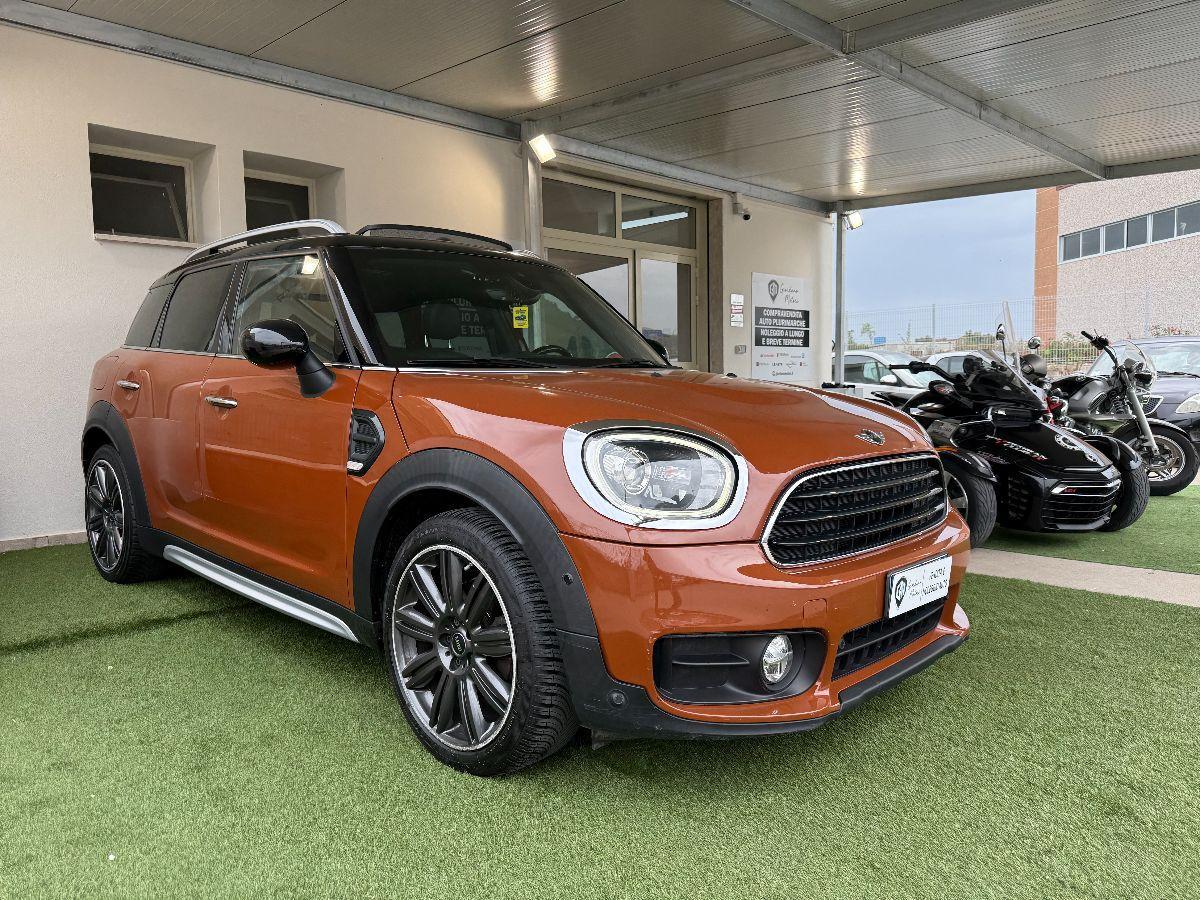 MINI - Countryman Mini 2.0 Cooper D Hype