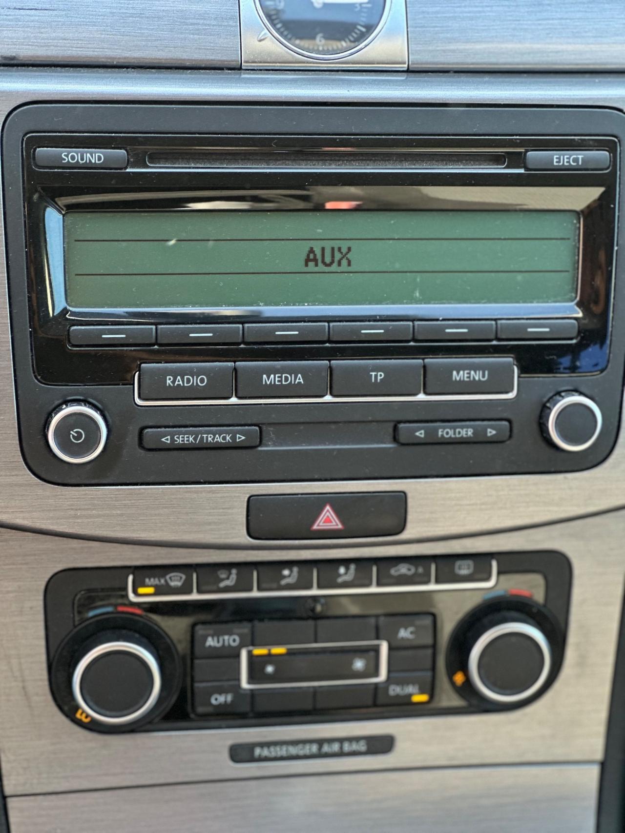 Volkswagen Passat Var. 1.6 TDI (180.000KM) NEOPATENTATI