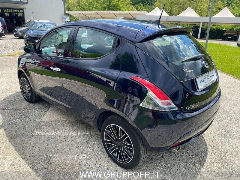 Lancia Ypsilon 1.0 FireFly 5 porte S&S Hybrid Ecochic Gold