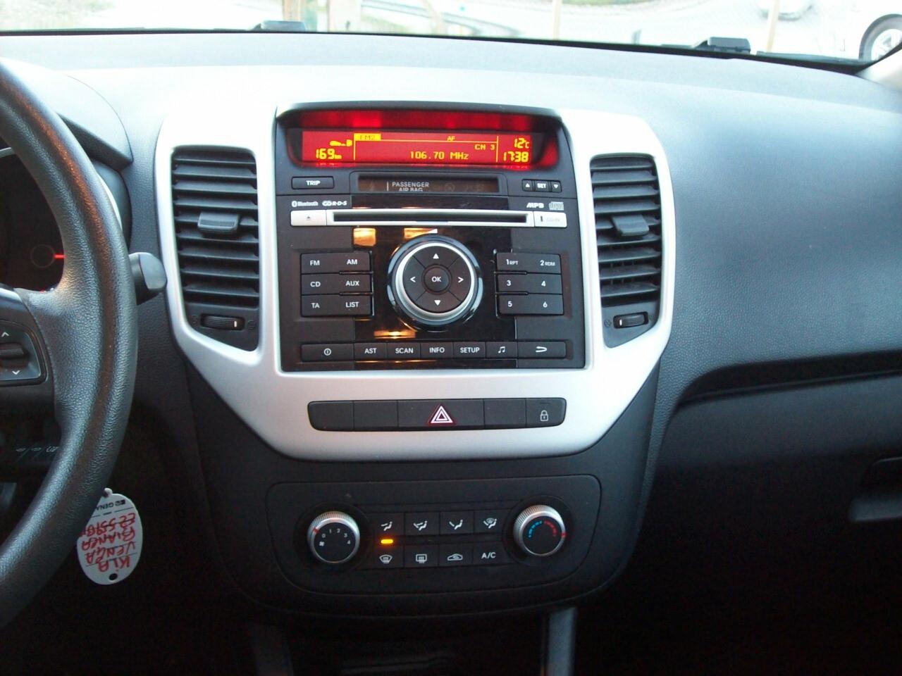 KIA VENGA 1.4 CRDI CV.90 ACTIVE "2015"