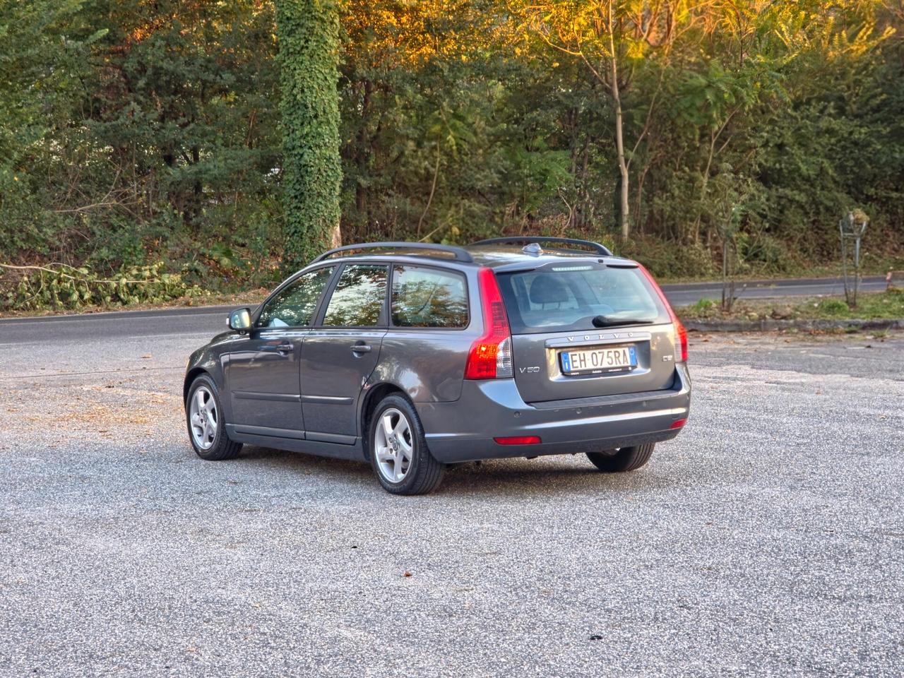 Volvo V50 D2 R-design CV-114 E5 Manuale NEO 2011