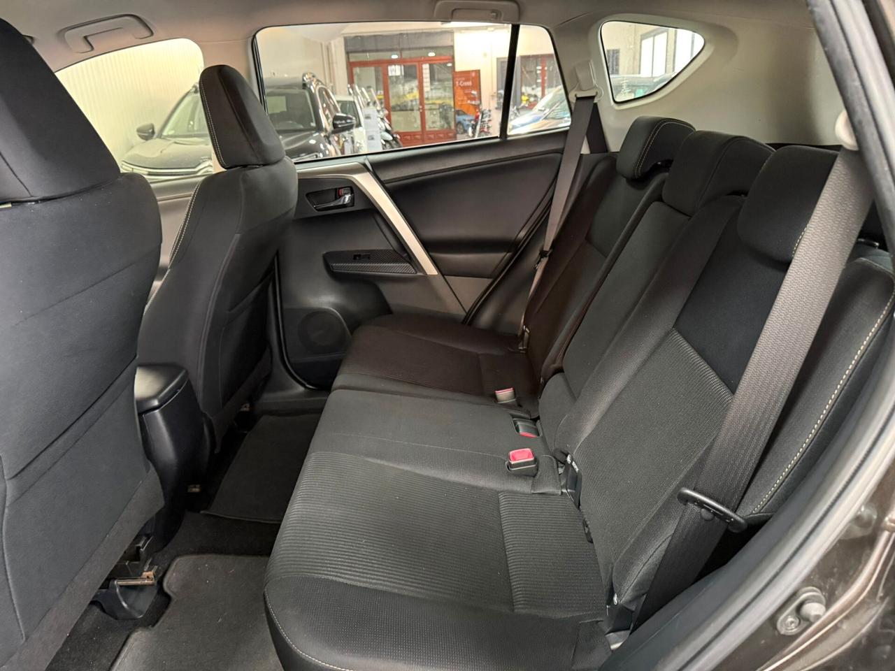 Toyota RAV 4 2.0 D-4D 125cv 4WD Lounge