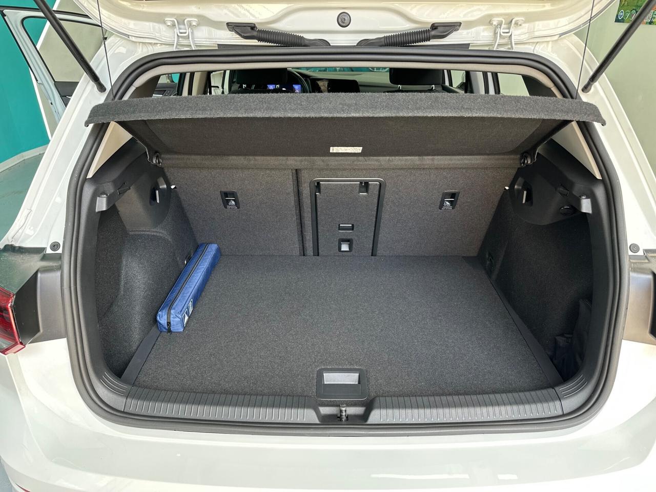 VOLKSWAGEN GOLF 8 2.0 tdi 116 CV UNIPRO
