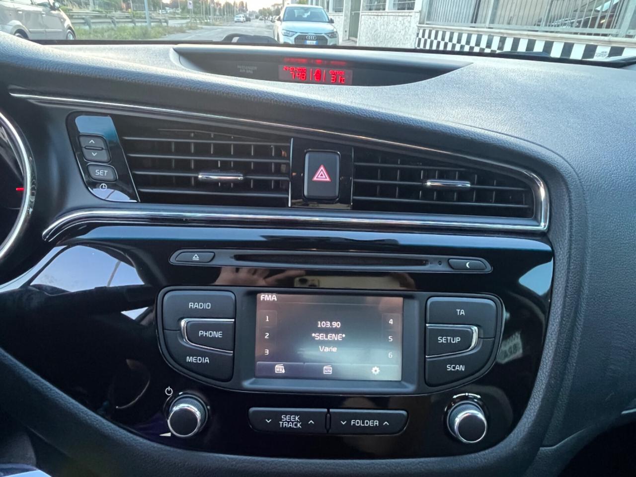 Kia Ceed 1.6 CRDi 5 porte Unipro 2016