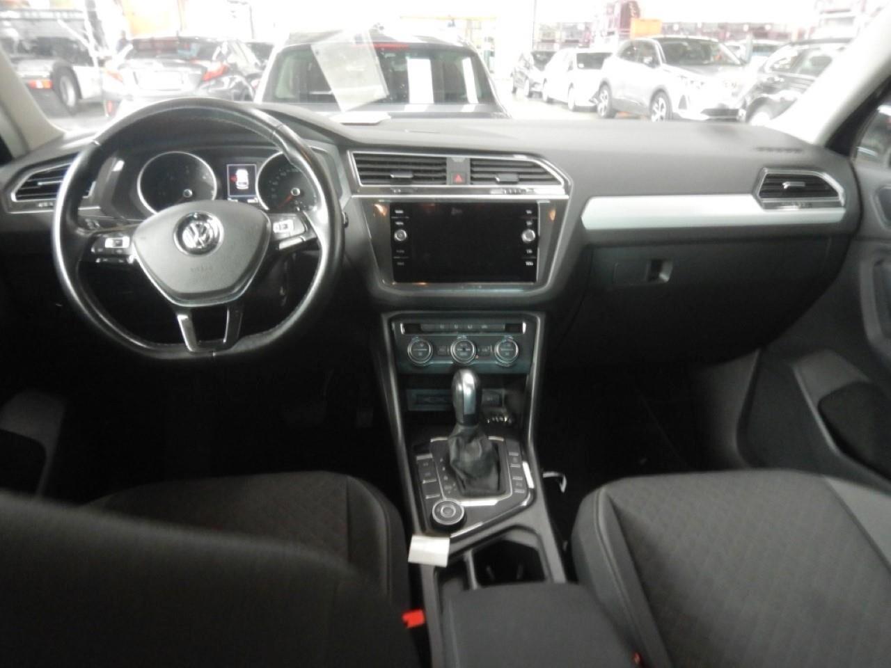 Volkswagen Tiguan 2.0 TDI SCR DSG 4MOTION Business BMT