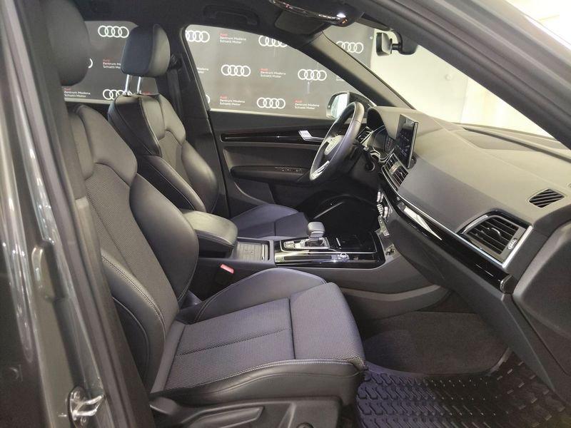 Audi Q5 40 TDI Identity Black quattro S tronic
