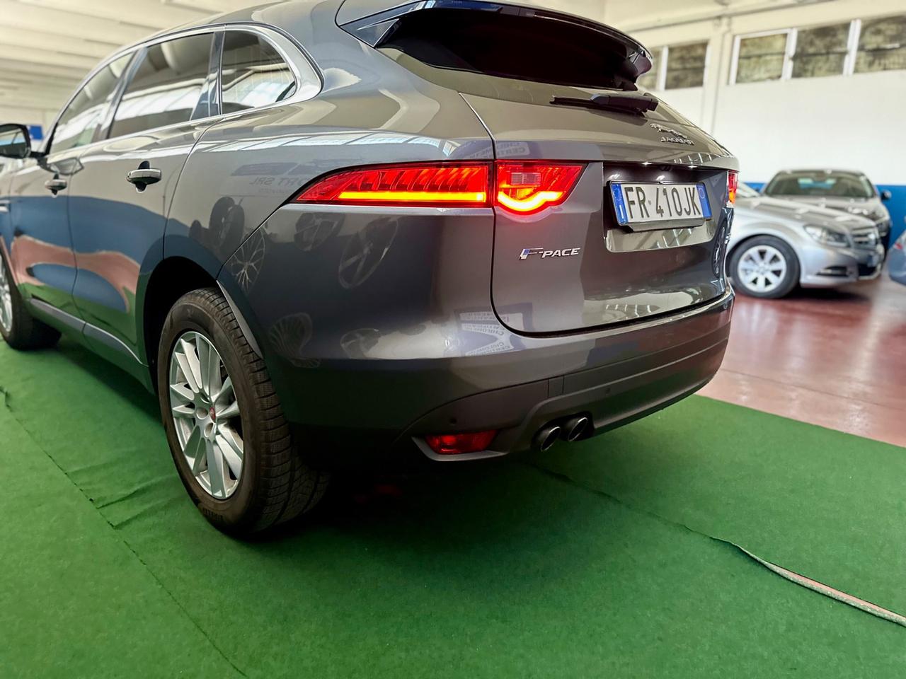 Jaguar F-Pace 2.0 /180cv aut. Prestige/2018/4x4