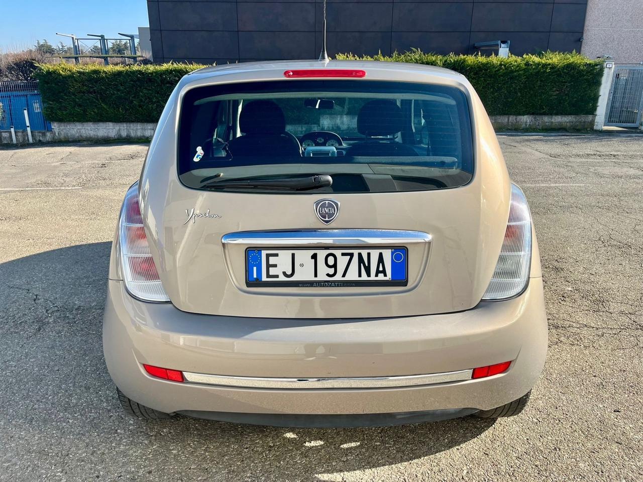 Lancia Ypsilon 1.2benzina 2011 92.000km perfetta per neopatentati