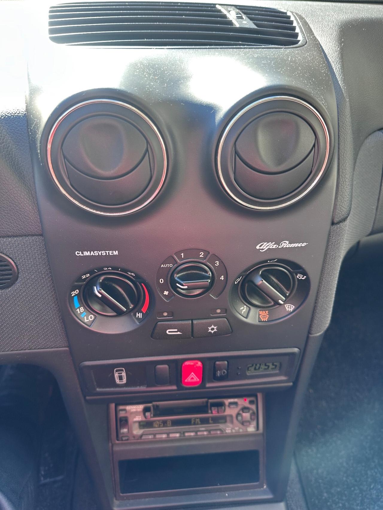 Alfa Romeo 145 1.6i 16V Twin Spark cat L