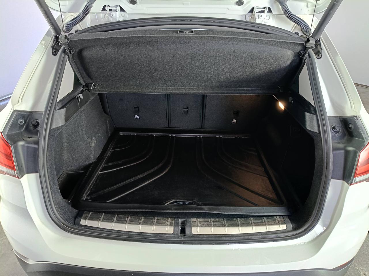 BMW X1 F48 2019 - X1 xdrive18d xLine Plus auto