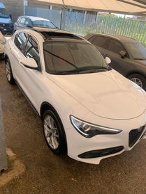 Alfa Romeo Stelvio 210 CV Q4 full tetto uniprò