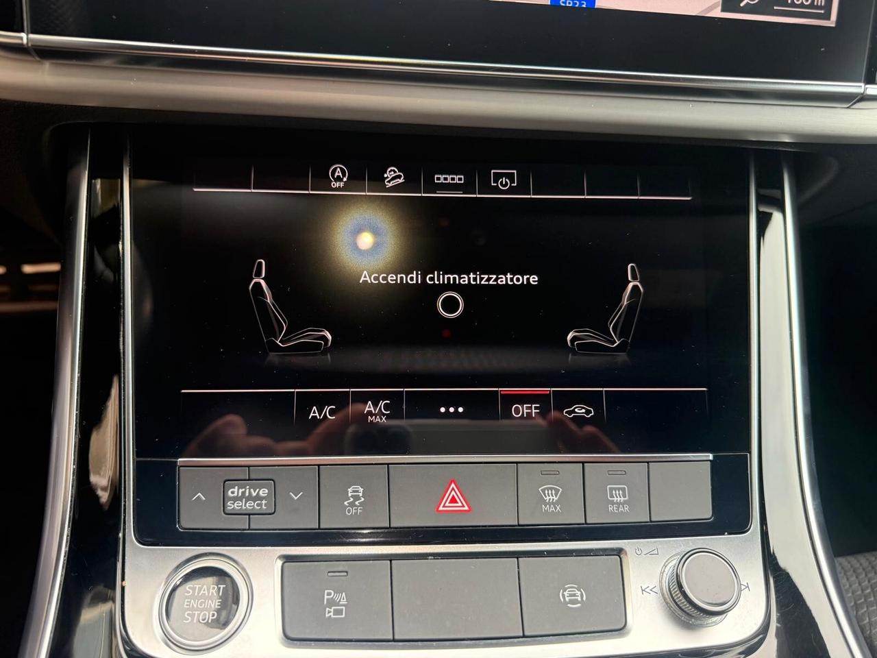 Audi Q8 50 TDI 286 CV quattro S-line