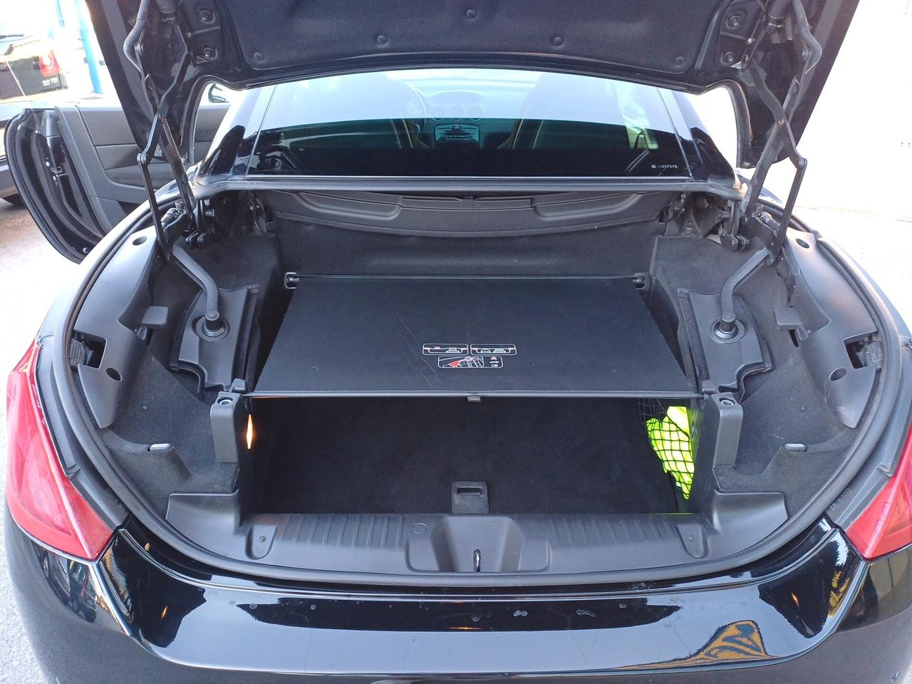 Peugeot 308 1.6 VTi 120CV CC Féline