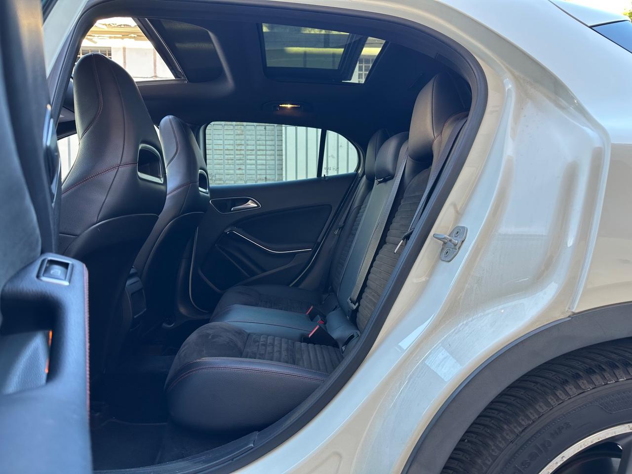 Mercedes-benz GLA 220 d AMG Premium - DOPPIO TETTO RETROCAMERA