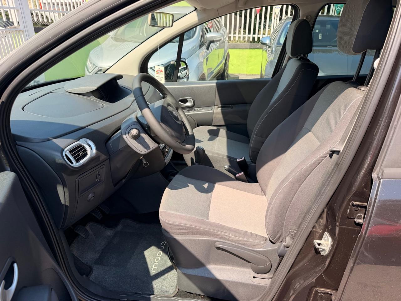 Renault Modus Grand 1.2 benzina Dynamique 150.000 Km