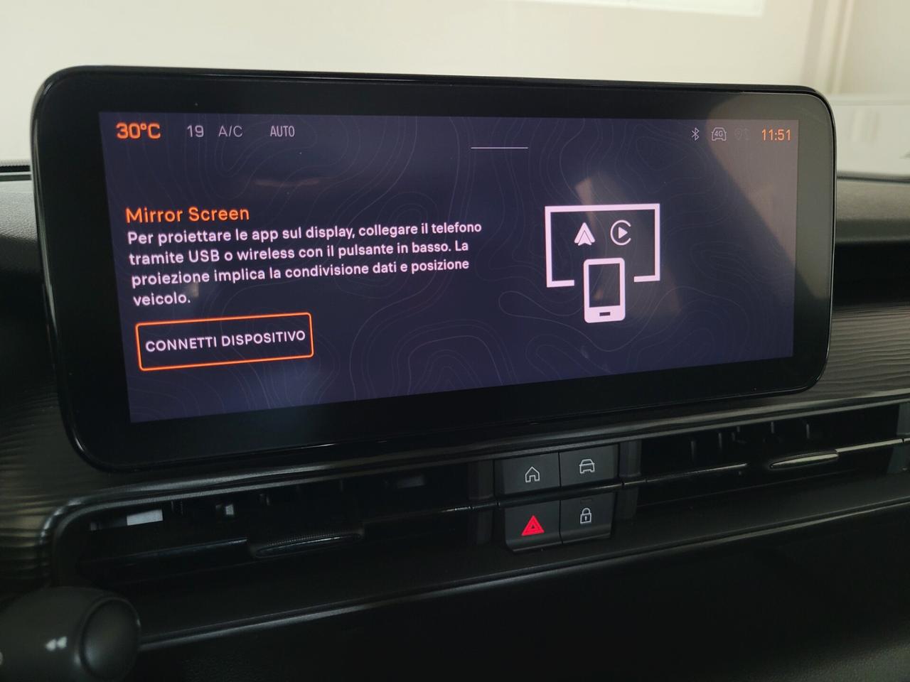 Jeep Avenger 1.2 ALTITUDE APPLE CARPLAY + ANDROID AUTO CRUISE CONTROL LED