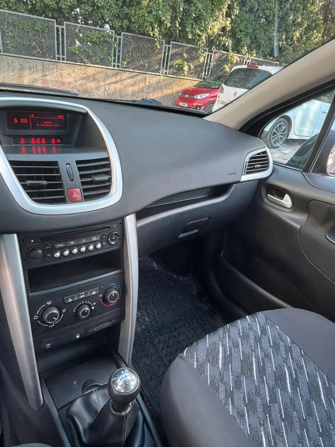 Peugeot 207 1.6 HDi 93CV SW