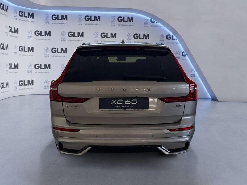 Volvo XC60 T6 Plug-in hybrid AWD automatico Plus Dark