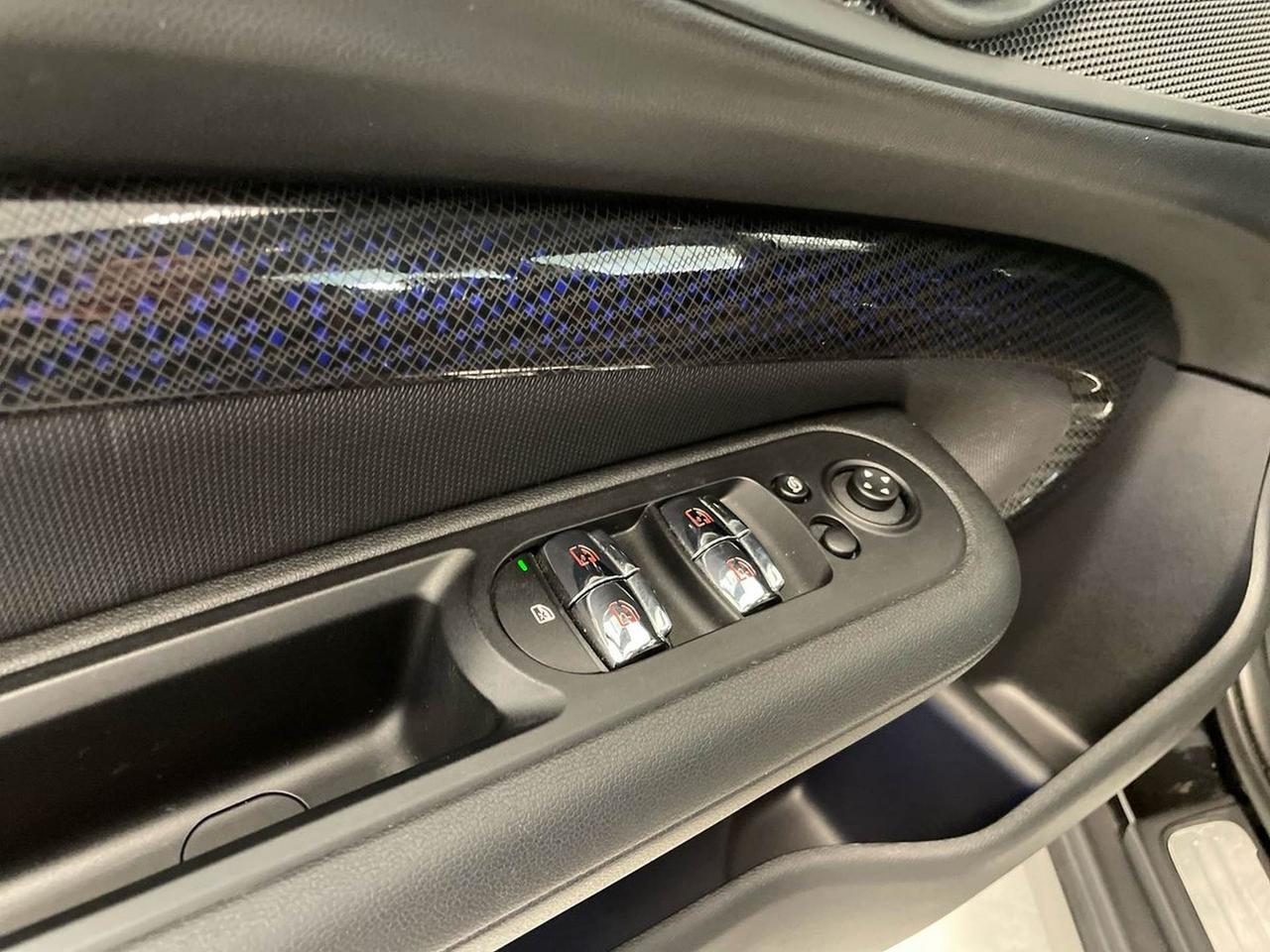 MINI Mini IV F54 2019 Clubman - Mini Clubman 1.5 One D Business auto