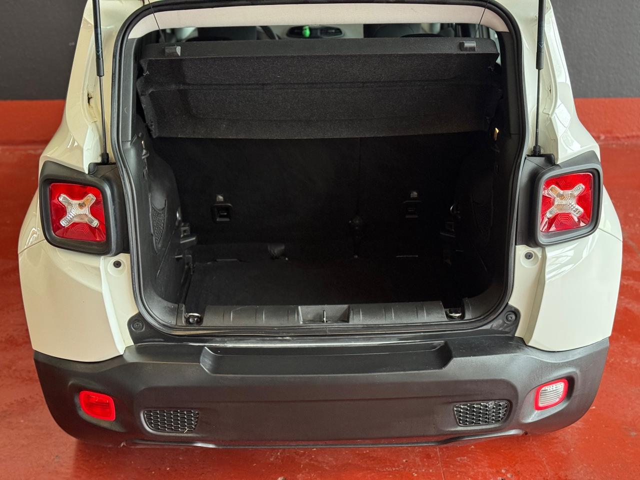 Jeep Renegade 1.6 E-TorQ EVO Longitude