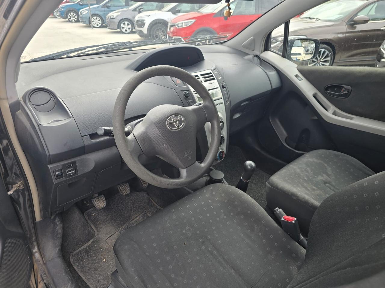 Toyota Yaris 1.3 3 porte Luna