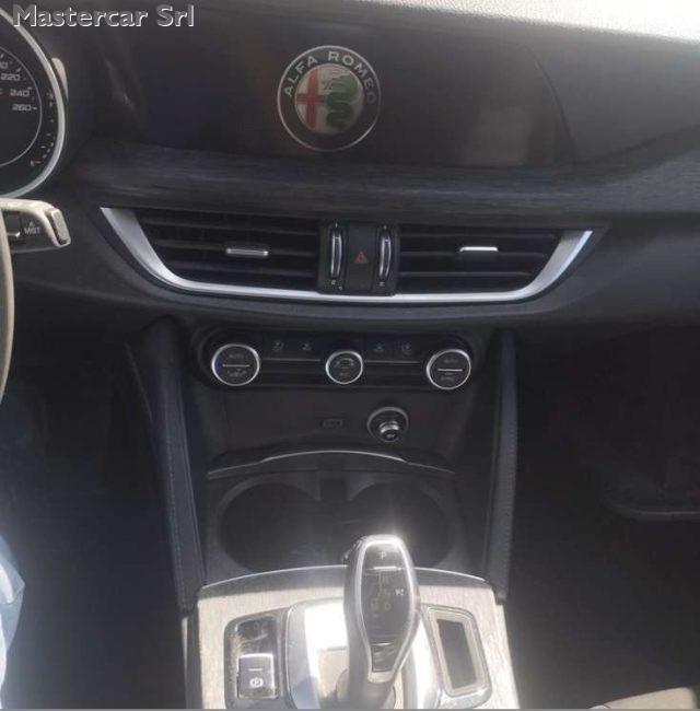 ALFA ROMEO Stelvio 2.2 t Business Q4 190cv auto - GE333XG
