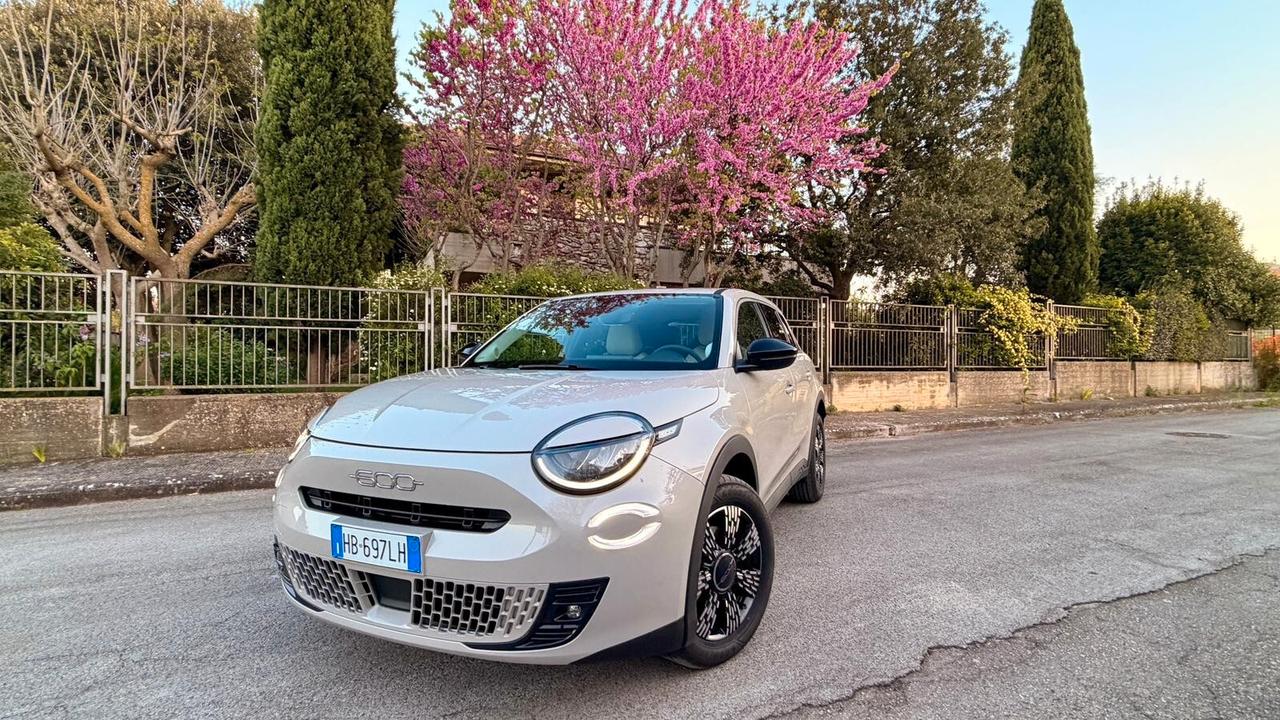 Fiat 600 Hybrid 145 CV DCT MHEV Icon