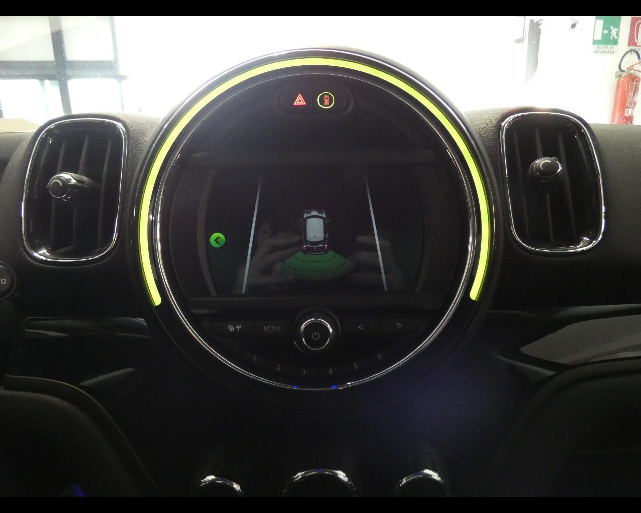 MINI Mini Countrym.(F60) - Mini 2.0 Cooper D Hype Countryman
