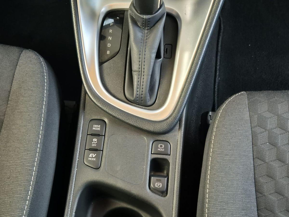 TOYOTA - Yaris - 1.5 Hybrid 5p. Business