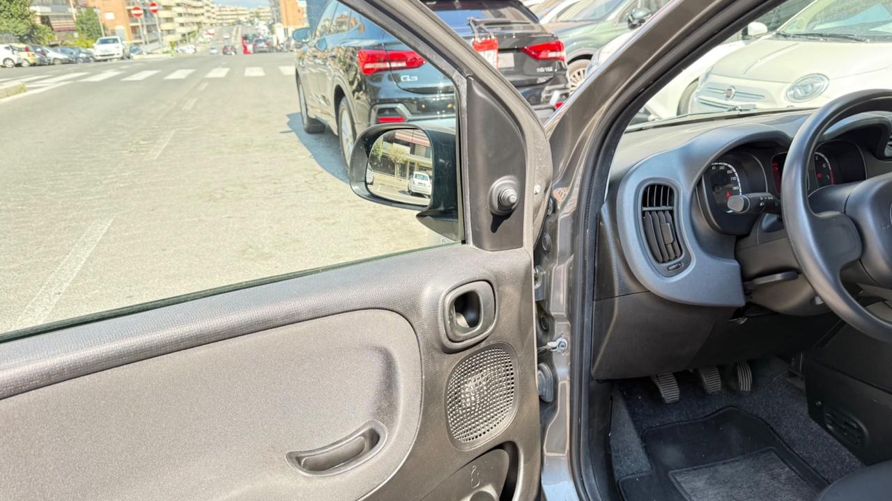 Fiat Panda 1.0 FireFly S&S Hybrid City Life LED PDC