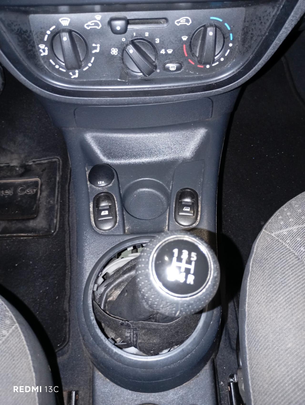 Citroen C3 del 2007 benzina 140.000 km