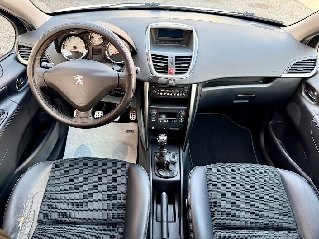 Peugeot 207 1.4 HDi 70CV 5p. Allure