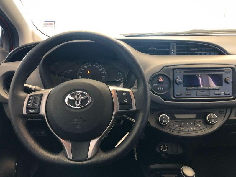 Toyota Yaris 3ª SERIE TOYOTA 1.5 Hybrid 5 porte Cool