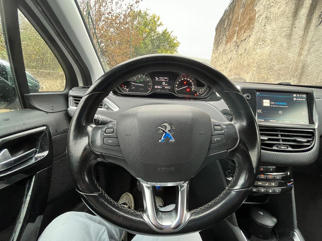 Peugeot 208 PureTech 82 5 porte Allure