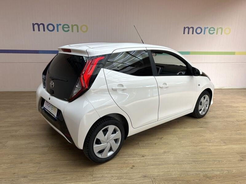 Toyota Aygo 1.0 x-cool 72 CV m-mt