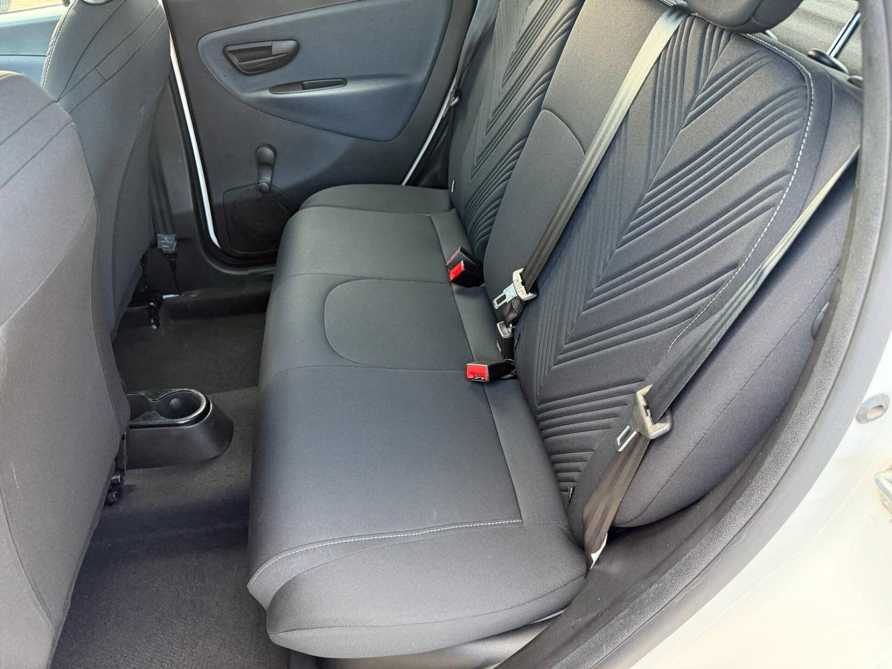 Lancia Ypsilon 1.0 FireFly 5 porte S&S Hybrid Gold