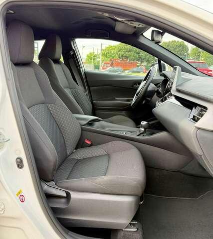 Toyota C-HR 1.8h Business e-cvt