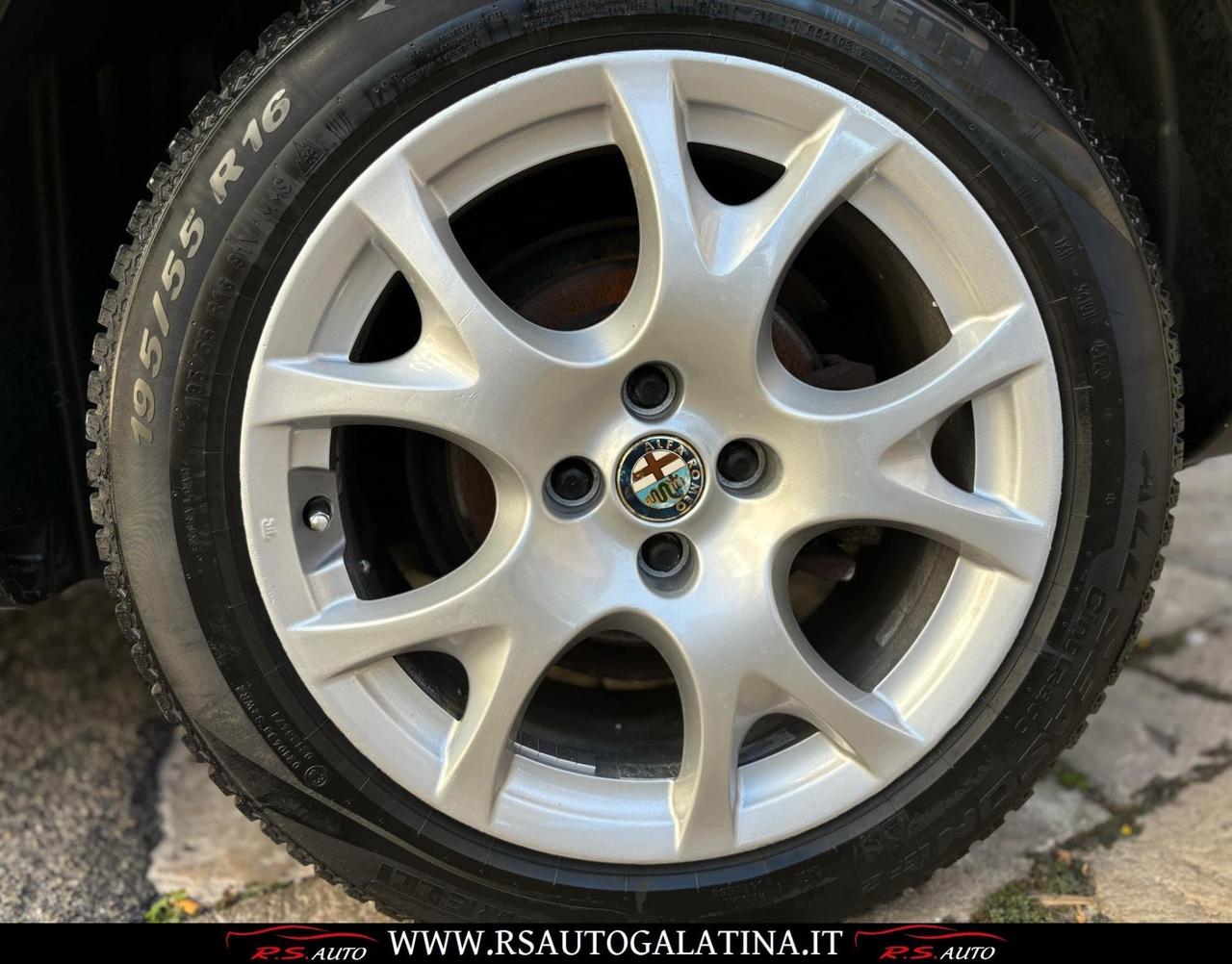 Alfa Romeo MiTo 1.3 JTDm SI NEOPATENTATI