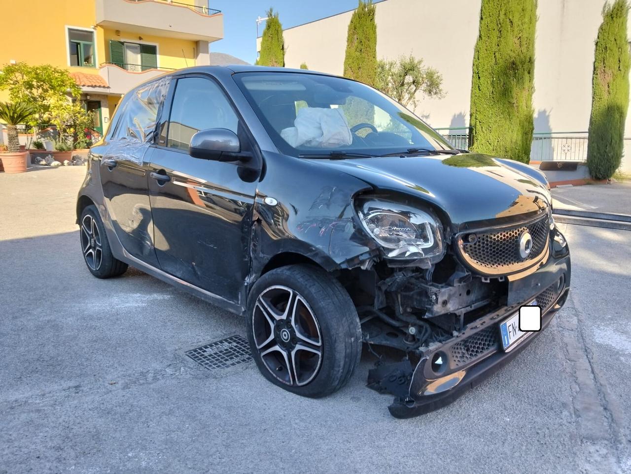 Smart ForFour 900 Turbo twinamic 2018 SINISTRATA
